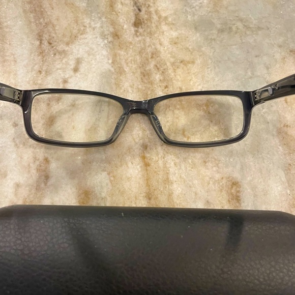 Oakley BUCKET glasses frame, mod 1060-1053, with branded case - Picture 6 of 9